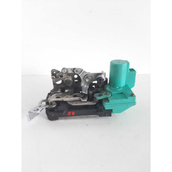 Fechadura Elétrica Traseira Direita Fiat Palio 2010 Detalhe