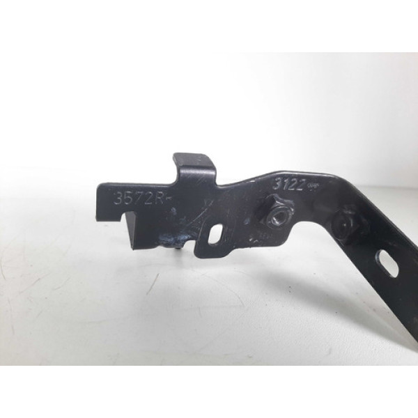 Suporte Mangueira Radiador Renault Oroch 1.3 Turbo 2022 A 24