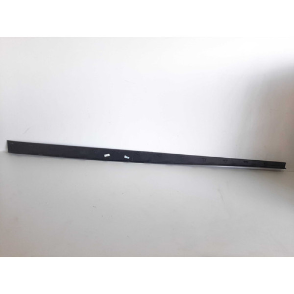 Friso Soleira Lado Esquerdo Renault Oroch 2022 A 24 Detalhe Preto