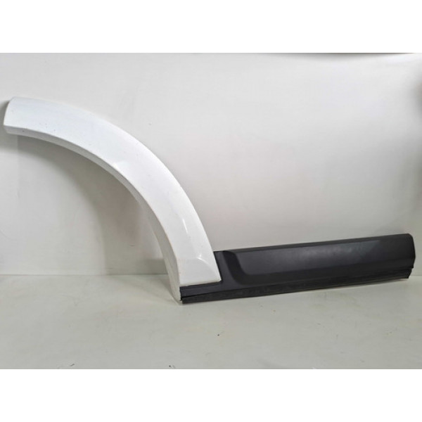 Acabamento Paralama Tras Direito Discovery 4 2012 Detalhe Branco