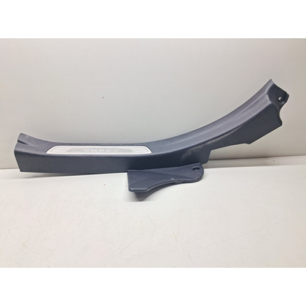 Soleira Porta Traseira Direita Azera 3.0 2012 A 16 Preto