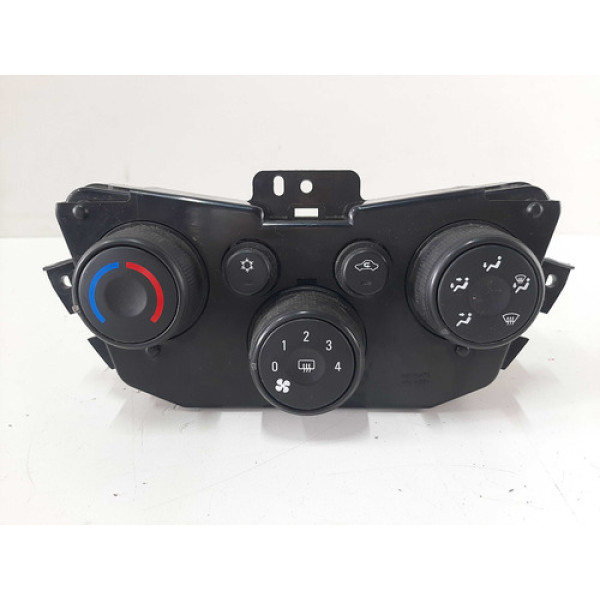 Comando De Ar Chevrolet Spin 2013 A 2018 52033750