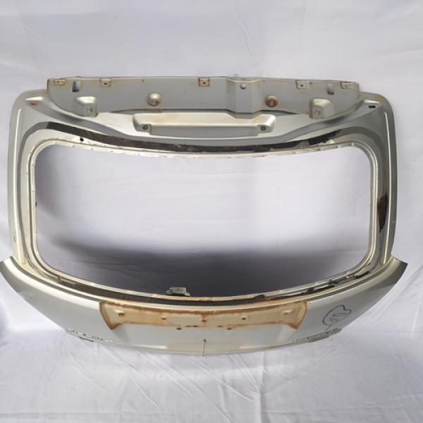 Tampa Traseira Limpa S/ Vidro E Friso Captiva 3.6 V6 08 A 15 Prateado