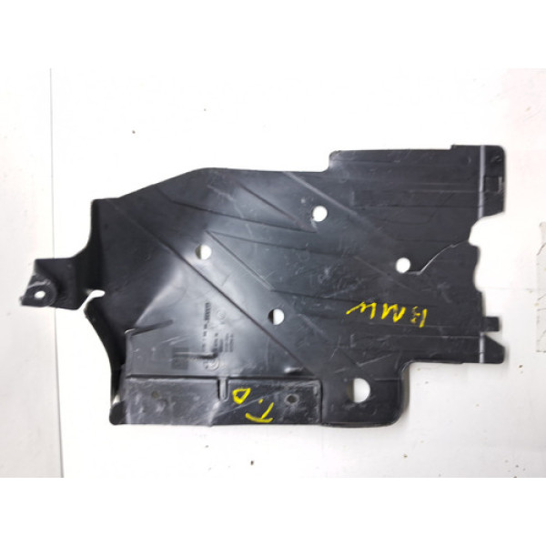 Protetor Assoalho Traseiro Dir Bmw 320i 2013 A 2018 Detalhe