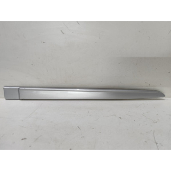 Friso Porta Traseira Direita Tracker 1.0 Turbo 2024/2024 Cinza