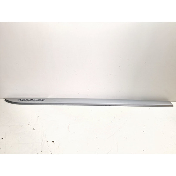 Friso Porta Dianteira Esquerda Chevrolet Tracker 2020 A 2024 Prata