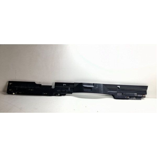 Suporte Soleira Esquerda Discovery 3 2.7 V6  2005 A 2009