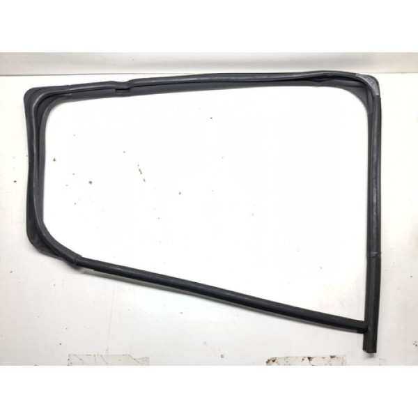 Canaleta Vidro Porta Traseira Direita Sandero 2015/ Preto