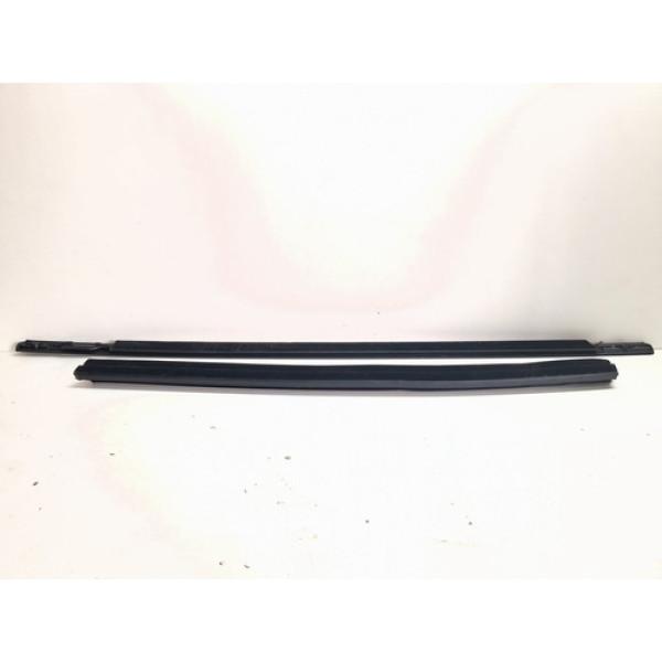 Kit Pestana Traseira Esquerda Chevrolet Tracker 2020/ Preto