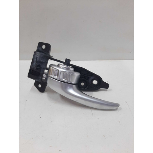 Maçaneta Interna Traseira Esquerda Jeep Renegade 2016 A 21 Prata Traseira