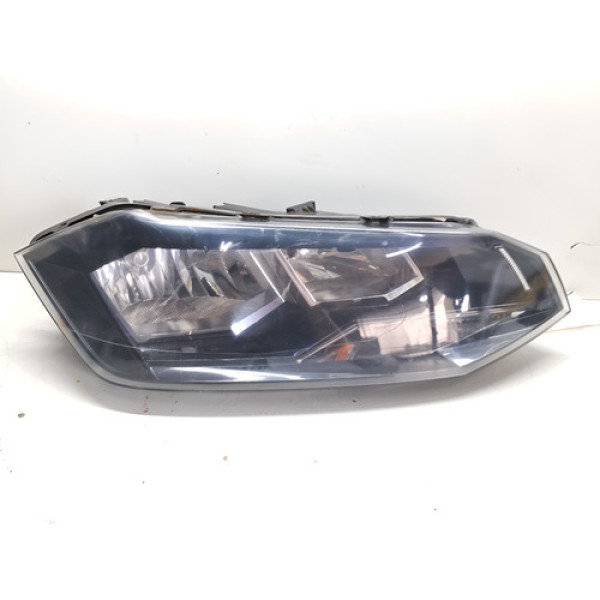 Farol Direito Virtus Polo 2017 A 2021 6ea941006d Detalhe Direito