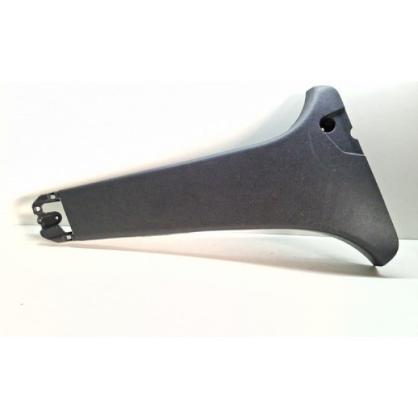 Acabamento Inferior Coluna Central Direito Sandero 2016 A 23