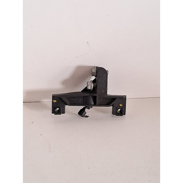 Suporte Guia Para Lamas Esq  Fiat Linea 2010 A 2015 