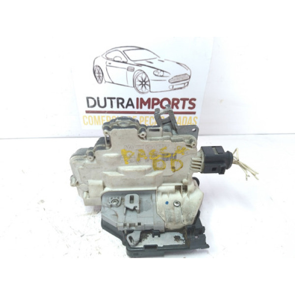 Fechadura Eletrica Dianteira Direita Vw Passat 2006 A 2012