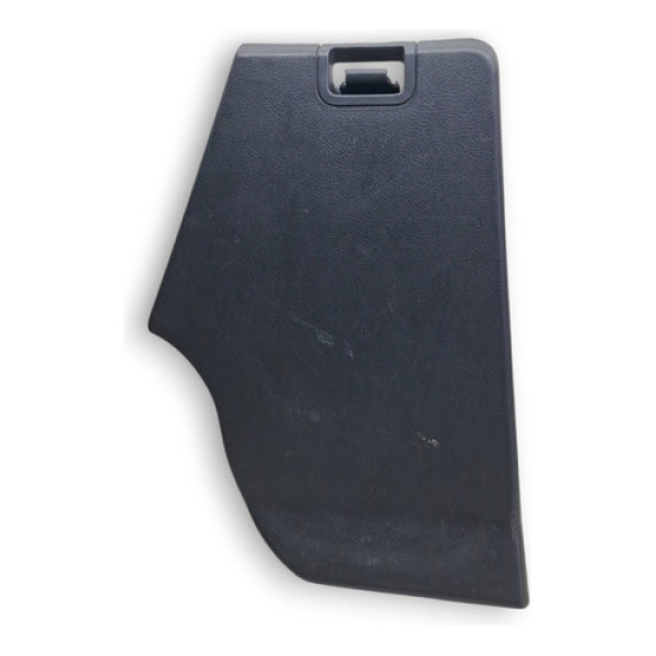 Tampa Acabamento Porta Malas Direito Discovery 3 2005 A 2009