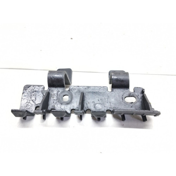 Guia Parachoque Traseiro Direito Discovery 3 4 2005 A 2009