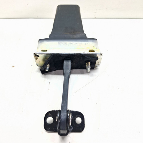 Limitador Porta Traseira Esquerda Discovery 3 2005 A 2009