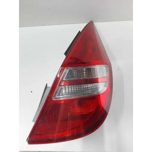Lanterna Direita I30 2008 A 2012 Avaria Na Fixaçao  Direito/passageiro Vermelho
