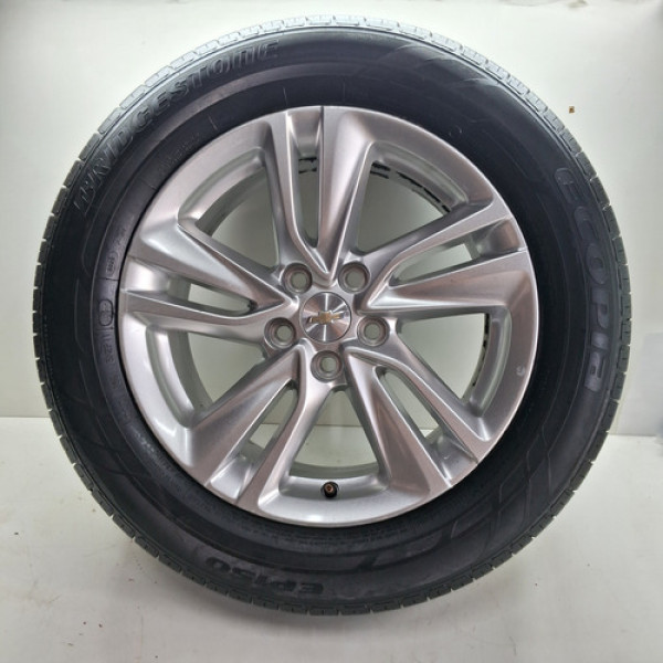 Roda Avulsa Gm Tracker Com Pneu Bridgestone 215/60/r16 2023 Prata