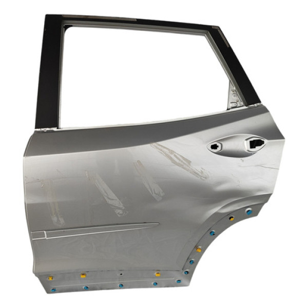 Porta Traseira Esquerda Gm Tracker 2023/2024 Com Avaria Traseira Esquerda