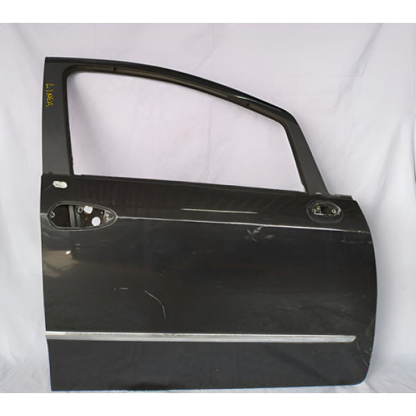 Porta Dianteira Direita Fiat Linea 2007 A 2012 Dianteira Direito Preto