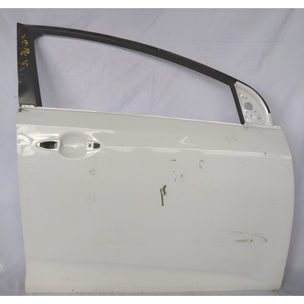 Porta Dianteira Direita Hb20 2013 A 2018 Com Detalhes Dianteira Direito Branco