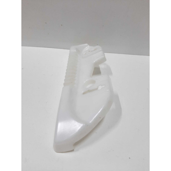 Suporte Fixação Acabamento Coluna Direito Fusion Tit. 2017