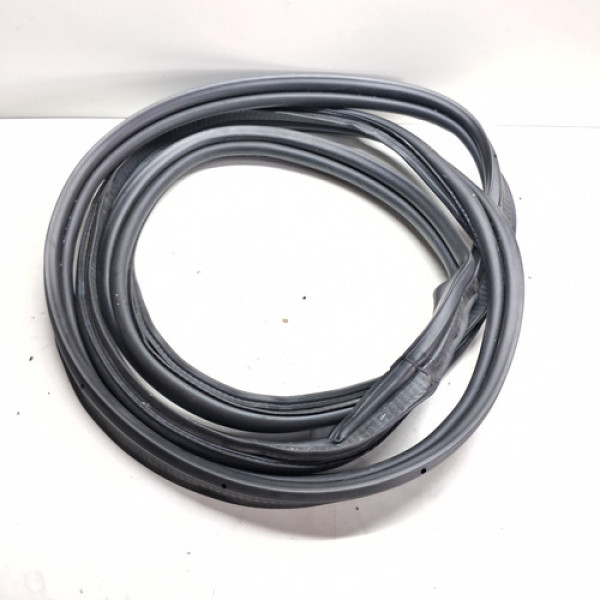 Borracha Tampa Traseira Jeep Renegade 2016 2017/