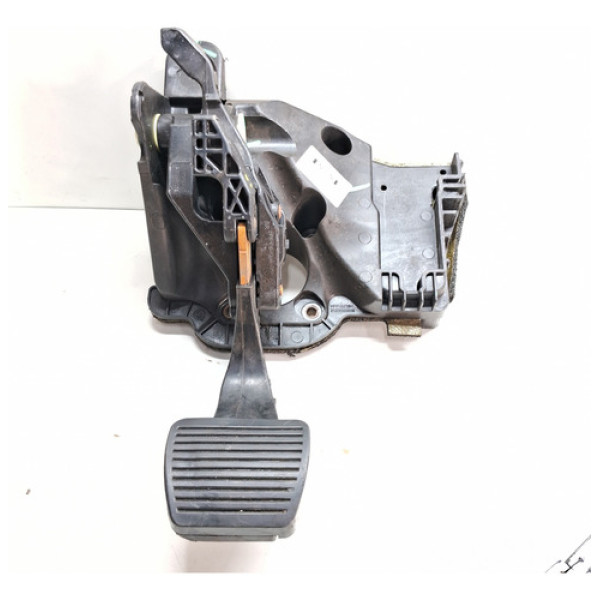 Pedal Jeep Renegade Toro 2017 A 2021