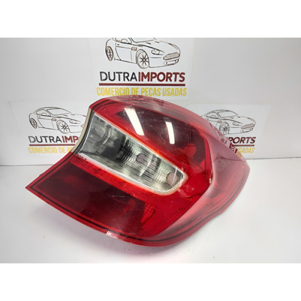 Lanterna Direita Ford Ka Hatch 2014 A 2019 Lente Trincada Direito Verde-escuro