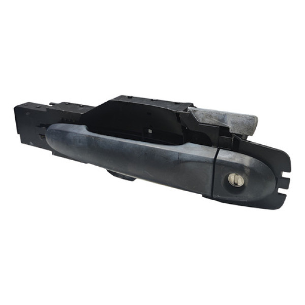 Maçaneta Dianteira Esquerda March 2017 A 2021