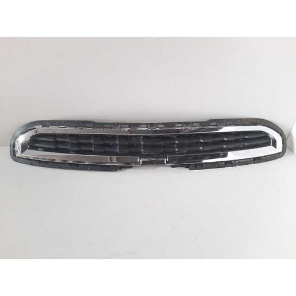 Grade Dianteira Superior Gm Spin 2013 A 2017 Detalhe