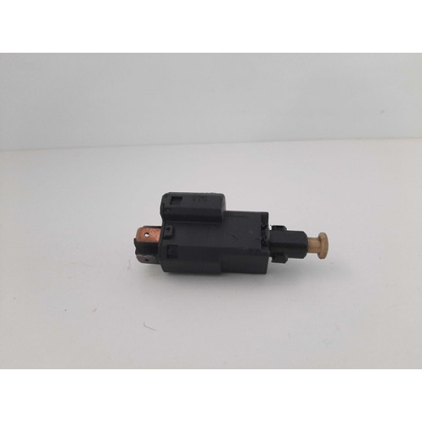 Interruptor Luz De Freio Gm Corsa Agile Celta  09132299