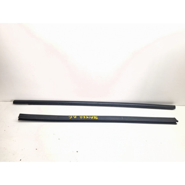 Kit Pestana Porta Dianteira Esquerda Ext. Tracker 2020/.. Preto