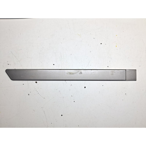 Friso Porta Traseira Direita Hb20 Hatch 2015 A 19 Prata