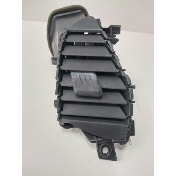 Difusor De Ar Esquerdo Ford Ka Sedan  2015 A 2021 Detalhe 