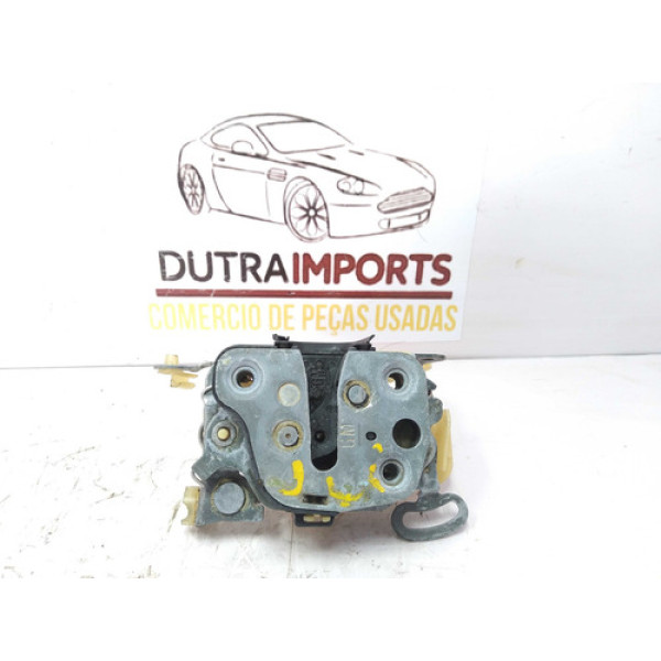 Fechadura Manual Dianteira Esquerda Corsa 1996 A 2010 