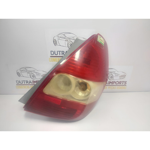 Lanterna Direita Honda New Fit 2009 Detalhe Na Lente Direito
