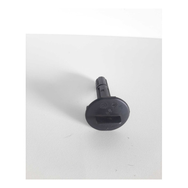 Pino De Plástico Fixação Radiador Renault Duster 2015 A 19