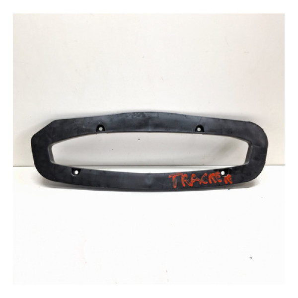 Acabamento Duto Entrada Ar Chevrolet Tracker 2020 A 2023