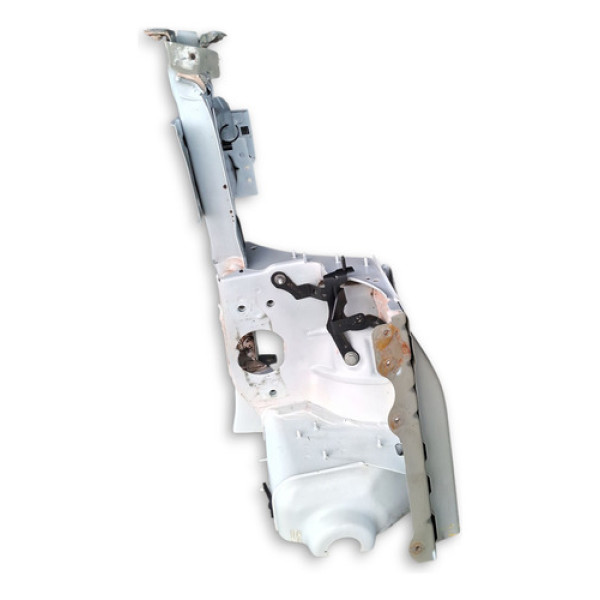 Longarina Direita Sandero 2015/ Logan 2014/2024 Detalhe