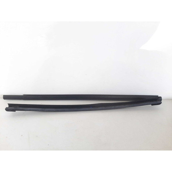 Par Pestana Traseira Direita Ford Ka Sedan 2021 Detalhe Uso