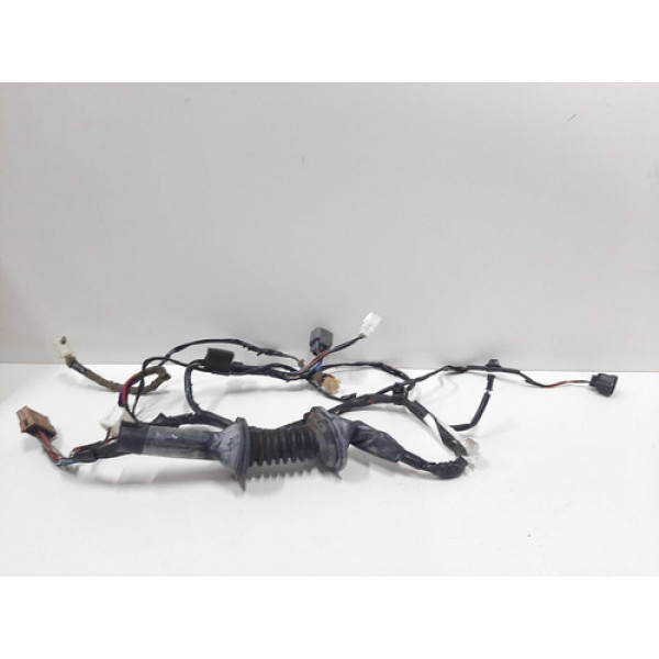 Chicote Porta Dianteira Direita Outlander 3.0 2008 Detalhe