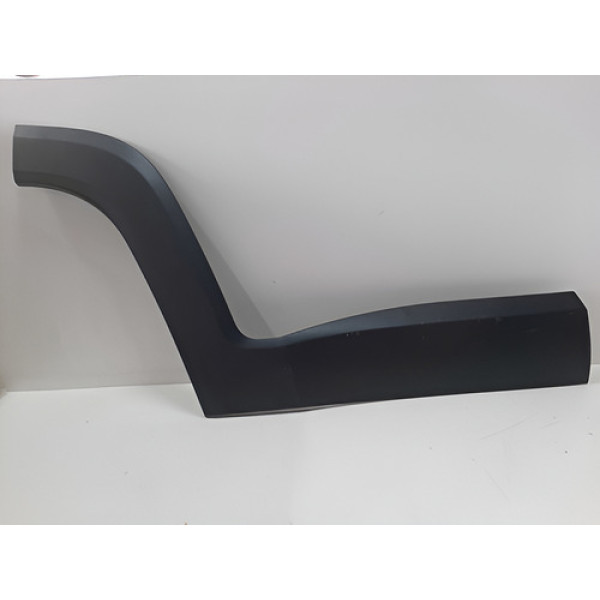 Moldura Porta Traseira Direita Renegade 16 A 21 Detalhe Uso Preto
