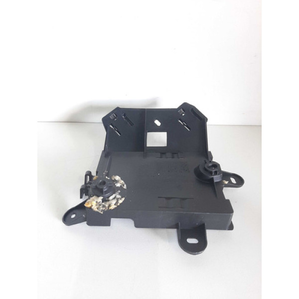 Suporte Módulo Conforto Renault Duster Oroch 2023 Detalhe