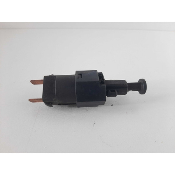 Interruptor Sensor Pedal Freio Gm Astra 1999/2011 90504499