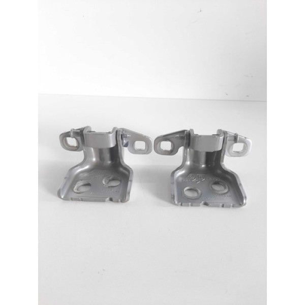 Dobradiça Dianteira Direita Renault Sandero 2016 2017 A 23