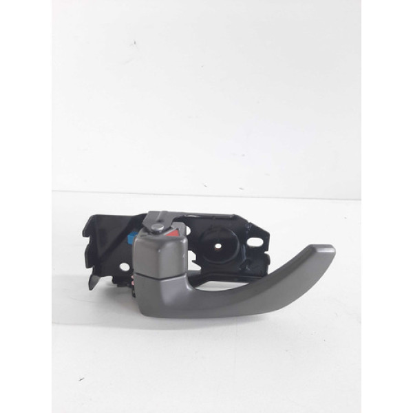 Maçaneta Interna Traseira Esquerda Kia Opirus 2008 Cinza Traseira