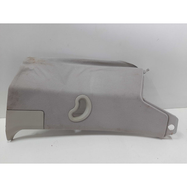 Acabamento Coluna Cinto Tras Direito Discovery 3 06 Detalhe