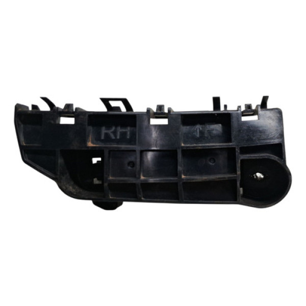 Guia Parachoque Dianteiro Direito March 2012 A 2020